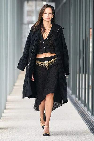 Look 29